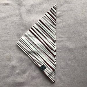 Wood grain handkerchief